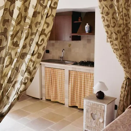 Trulli Pastore Bed & Breakfast