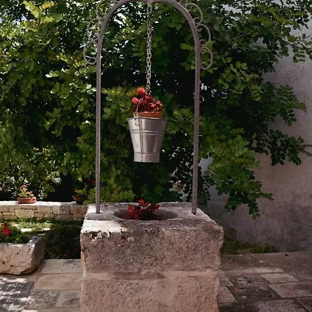 Trulli Pastore * Alberobello