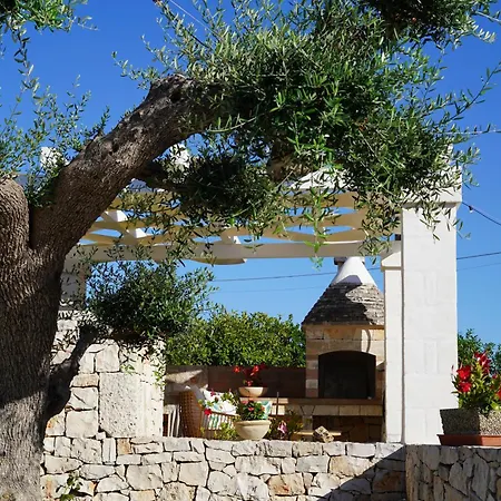Bed and Breakfast Trulli Pastore 4*