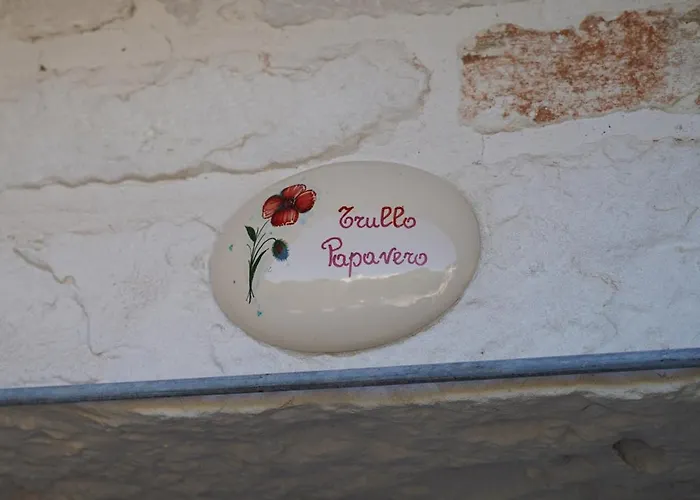 Trulli Pastore לינה וארוחת בוקר 4*