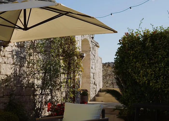 לינה וארוחת בוקר Trulli Pastore אלברובלו