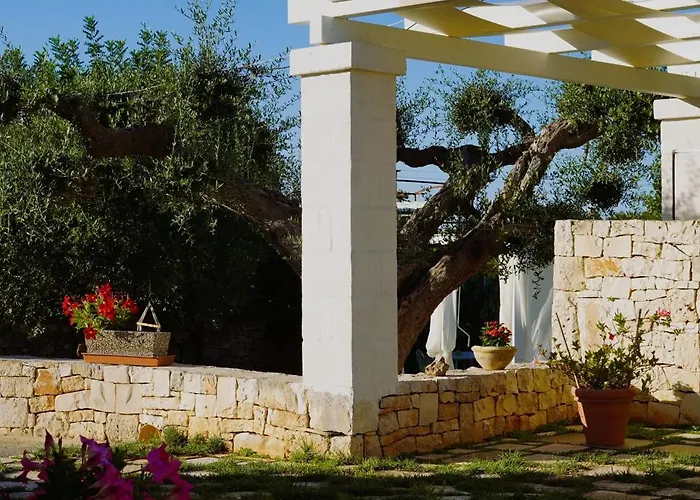 Trulli Pastore 4* אלברובלו