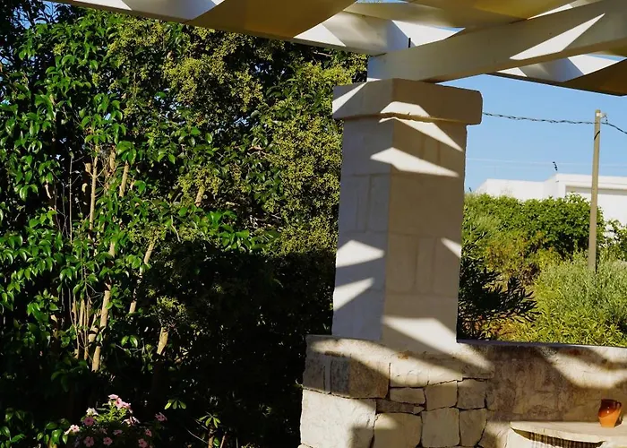 Trulli Pastore לינה וארוחת בוקר