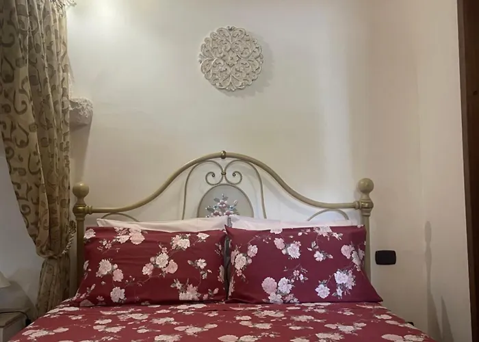 Trulli Pastore לינה וארוחת בוקר אלברובלו