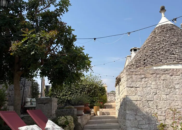 לינה וארוחת בוקר Trulli Pastore 4*