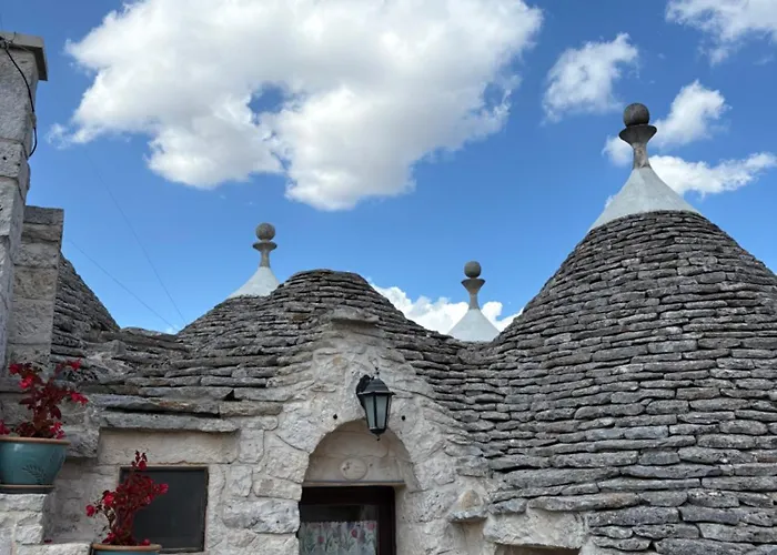 לינה וארוחת בוקר Trulli Pastore אלברובלו